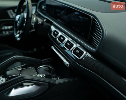 Серый Мерседес ГЛС-Класс, объемом двигателя 3.98 л и пробегом 42 тыс. км за 163000 $, фото 36 на Automoto.ua