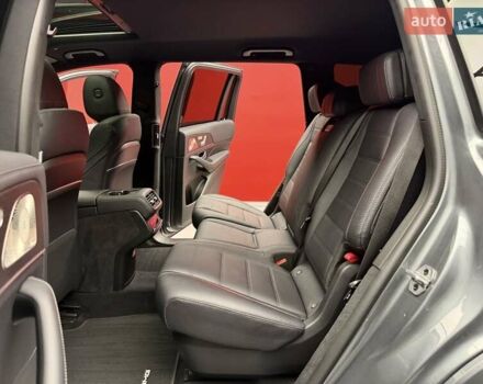 Серый Мерседес ГЛС-Класс, объемом двигателя 3 л и пробегом 81 тыс. км за 85900 $, фото 41 на Automoto.ua