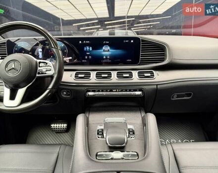 Серый Мерседес ГЛС-Класс, объемом двигателя 3 л и пробегом 81 тыс. км за 85900 $, фото 34 на Automoto.ua