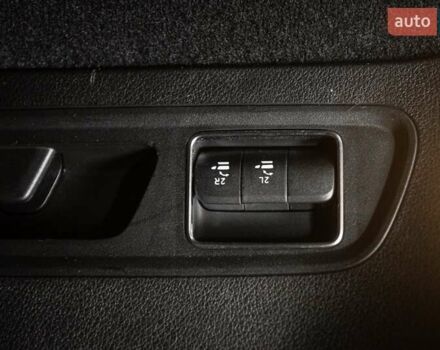 Серый Мерседес ГЛС-Класс, объемом двигателя 3 л и пробегом 39 тыс. км за 89900 $, фото 59 на Automoto.ua