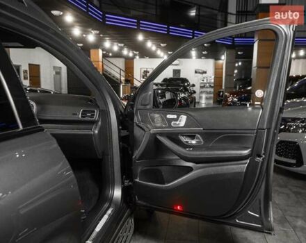 Серый Мерседес ГЛС-Класс, объемом двигателя 3 л и пробегом 39 тыс. км за 89900 $, фото 40 на Automoto.ua