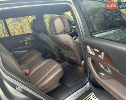 Серый Мерседес ГЛС-Класс, объемом двигателя 2.93 л и пробегом 131 тыс. км за 89999 $, фото 26 на Automoto.ua