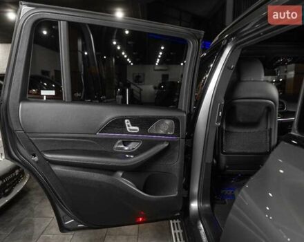 Серый Мерседес ГЛС-Класс, объемом двигателя 3 л и пробегом 39 тыс. км за 89900 $, фото 3 на Automoto.ua