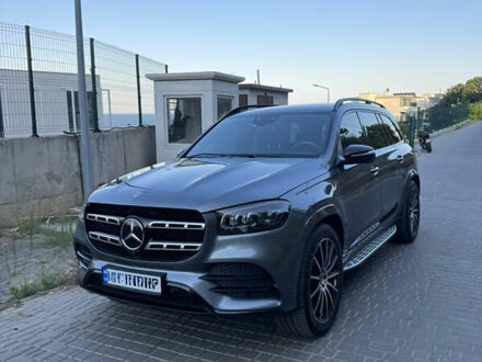 Мерседес ГЛС-Класс 2021 у Одесі на Automoto.ua Сірий Мерседес ГЛС-Класс, об'ємом двигуна 3.98 л та пробігом 65 тис. км за 109000 $, фото 1 на Automoto.ua