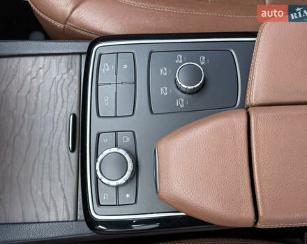 Синий Мерседес ГЛС-Класс, объемом двигателя 3 л и пробегом 290 тыс. км за 29900 $, фото 40 на Automoto.ua