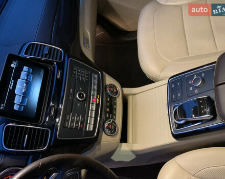 Синий Мерседес ГЛС-Класс, объемом двигателя 3 л и пробегом 215 тыс. км за 33499 $, фото 35 на Automoto.ua