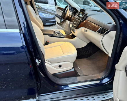 Синий Мерседес ГЛС-Класс, объемом двигателя 3 л и пробегом 52 тыс. км за 24900 $, фото 41 на Automoto.ua