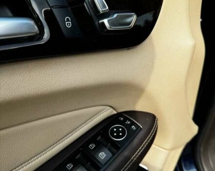 Мерседес ГЛС-Класс 2018 в Киеве на Automoto.ua Синий Мерседес ГЛС-Класс, объемом двигателя 3 л и пробегом 140 тыс. км за 36500 $, фото 16 на Automoto.ua