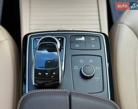 Синий Мерседес ГЛС-Класс, объемом двигателя 3 л и пробегом 147 тыс. км за 28500 $, фото 24 на Automoto.ua