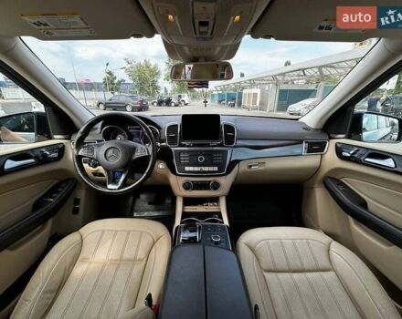 Мерседес ГЛС-Класс 2018 в Киеве на Automoto.ua Синий Мерседес ГЛС-Класс, объемом двигателя 3 л и пробегом 140 тыс. км за 36500 $, фото 21 на Automoto.ua