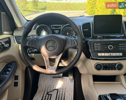 Мерседес ГЛС-Класс 2018 в Ровно на Automoto.ua Синий Мерседес ГЛС-Класс, объемом двигателя 3 л и пробегом 147 тыс. км за 30500 $, фото 25 на Automoto.ua