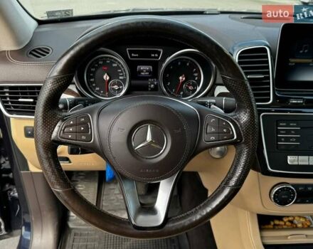 Мерседес ГЛС-Класс 2018 в Киеве на Automoto.ua Синий Мерседес ГЛС-Класс, объемом двигателя 3 л и пробегом 140 тыс. км за 36500 $, фото 13 на Automoto.ua