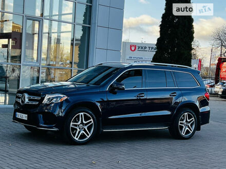 Мерседес ГЛС-Класс 2018 у Києві на Automoto.ua Синій Мерседес ГЛС-Класс, об'ємом двигуна 4.7 л та пробігом 124 тис. км за 41000 $, фото 1 на Automoto.ua