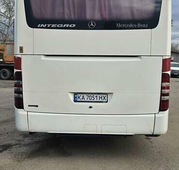 Белый Мерседес Интегро, объемом двигателя 11.97 л и пробегом 600 тыс. км за 40000 $, фото 10 на Automoto.ua