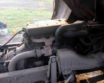 Белый Мерседес ЛН, объемом двигателя 4.2 л и пробегом 100 тыс. км за 6000 $, фото 2 на Automoto.ua