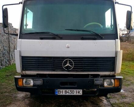 Белый Мерседес ЛН, объемом двигателя 4.2 л и пробегом 100 тыс. км за 6000 $, фото 6 на Automoto.ua