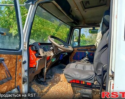 Мерседес ЛН, об'ємом двигуна 4.3 л та пробігом 768 тис. км за 5800 $, фото 7 на Automoto.ua