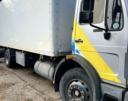 Серый Мерседес ЛН, объемом двигателя 11 л и пробегом 139 тыс. км за 6000 $, фото 1 на Automoto.ua