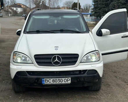 Белый Мерседес М-Класс, объемом двигателя 2.7 л и пробегом 315 тыс. км за 6800 $, фото 1 на Automoto.ua