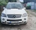 Білий Мерседес М-Клас, об'ємом двигуна 3.5 л та пробігом 306 тис. км за 9999 $, фото 1 на Automoto.ua