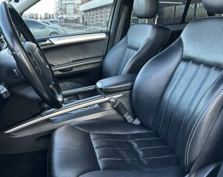 Белый Мерседес М-Класс, объемом двигателя 3 л и пробегом 266 тыс. км за 11650 $, фото 14 на Automoto.ua