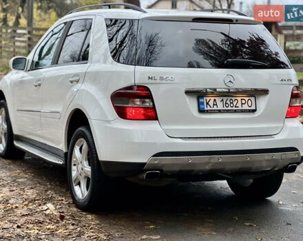 Белый Мерседес М-Класс, объемом двигателя 3.5 л и пробегом 154 тыс. км за 11800 $, фото 9 на Automoto.ua