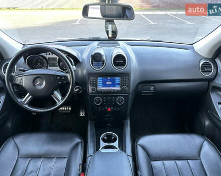 Белый Мерседес М-Класс, объемом двигателя 3 л и пробегом 266 тыс. км за 11650 $, фото 18 на Automoto.ua