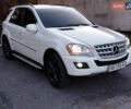 Мерседес М-Класс 2008 в Виннице на Automoto.ua Белый Мерседес М-Класс, объемом двигателя 3.5 л и пробегом 200 тыс. км за 13500 $, фото 3 на Automoto.ua