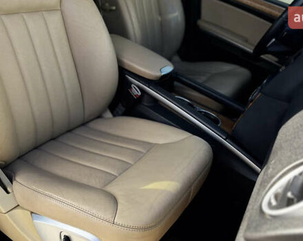 Белый Мерседес М-Класс, объемом двигателя 3.5 л и пробегом 258 тыс. км за 10900 $, фото 12 на Automoto.ua