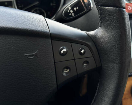 Белый Мерседес М-Класс, объемом двигателя 3.5 л и пробегом 258 тыс. км за 10900 $, фото 27 на Automoto.ua