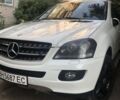 Белый Мерседес М-Класс, объемом двигателя 3.5 л и пробегом 125 тыс. км за 16000 $, фото 1 на Automoto.ua