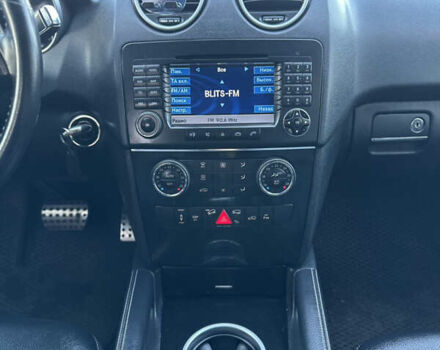 Белый Мерседес М-Класс, объемом двигателя 3 л и пробегом 266 тыс. км за 11650 $, фото 16 на Automoto.ua