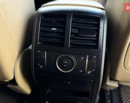 Белый Мерседес М-Класс, объемом двигателя 3.5 л и пробегом 258 тыс. км за 10900 $, фото 21 на Automoto.ua