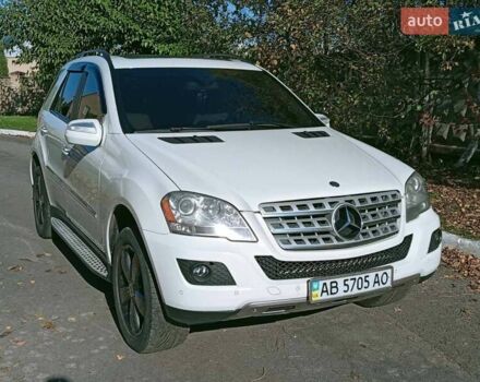 Мерседес М-Класс 2008 в Виннице на Automoto.ua Белый Мерседес М-Класс, объемом двигателя 3.5 л и пробегом 200 тыс. км за 13500 $, фото 8 на Automoto.ua