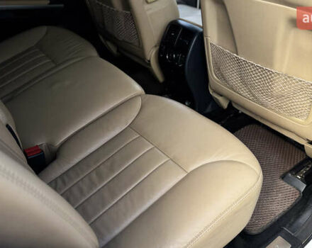 Белый Мерседес М-Класс, объемом двигателя 3.5 л и пробегом 258 тыс. км за 10900 $, фото 14 на Automoto.ua