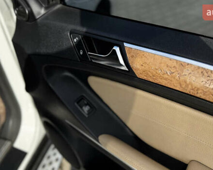 Белый Мерседес М-Класс, объемом двигателя 3.5 л и пробегом 258 тыс. км за 10900 $, фото 18 на Automoto.ua