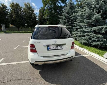 Белый Мерседес М-Класс, объемом двигателя 3.5 л и пробегом 215 тыс. км за 12100 $, фото 18 на Automoto.ua