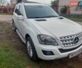 Мерседес М-Класс 2008 в Фастове на Automoto.ua Белый Мерседес М-Класс, объемом двигателя 3.5 л и пробегом 261 тыс. км за 12800 $, фото 1 на Automoto.ua
