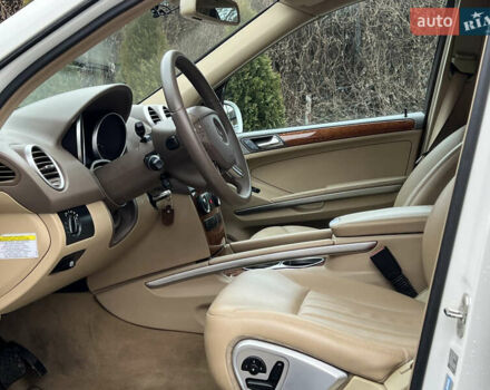 Белый Мерседес М-Класс, объемом двигателя 3.5 л и пробегом 154 тыс. км за 11600 $, фото 17 на Automoto.ua