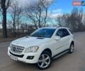 Белый Мерседес М-Класс, объемом двигателя 3.5 л и пробегом 125 тыс. км за 15900 $, фото 1 на Automoto.ua