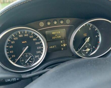 Белый Мерседес М-Класс, объемом двигателя 2.99 л и пробегом 221 тыс. км за 17800 $, фото 5 на Automoto.ua