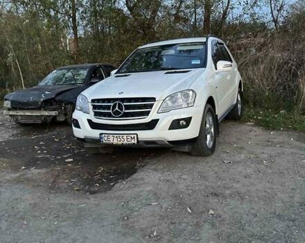 Белый Мерседес М-Класс, объемом двигателя 3 л и пробегом 308 тыс. км за 14500 $, фото 8 на Automoto.ua