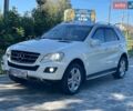 Белый Мерседес М-Класс, объемом двигателя 3 л и пробегом 313 тыс. км за 12800 $, фото 1 на Automoto.ua