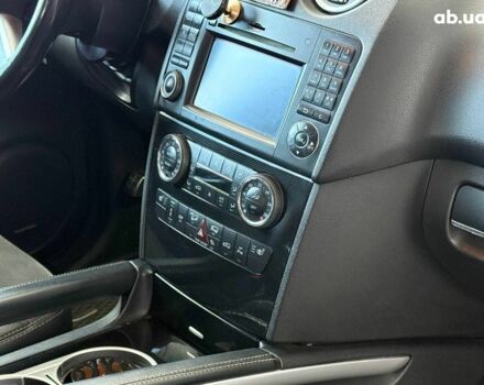 Белый Мерседес М-Класс, объемом двигателя 3 л и пробегом 221 тыс. км за 15990 $, фото 22 на Automoto.ua