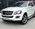 Белый Мерседес М-Класс, объемом двигателя 3 л и пробегом 232 тыс. км за 14750 $, фото 86 на Automoto.ua