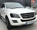 Белый Мерседес М-Класс, объемом двигателя 3 л и пробегом 232 тыс. км за 14750 $, фото 52 на Automoto.ua