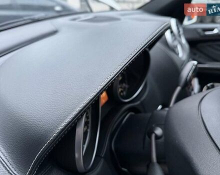 Белый Мерседес М-Класс, объемом двигателя 3 л и пробегом 232 тыс. км за 14750 $, фото 25 на Automoto.ua