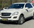 Білий Мерседес М-Клас, об'ємом двигуна 2.99 л та пробігом 300 тис. км за 16700 $, фото 2 на Automoto.ua