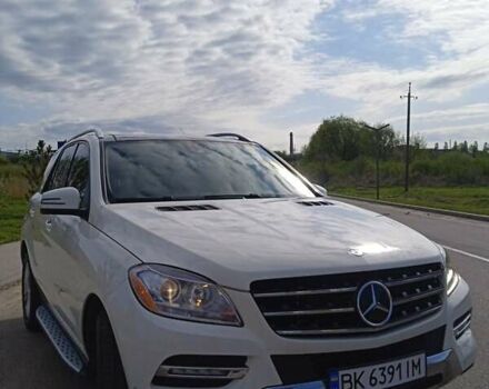 Белый Мерседес М-Класс, объемом двигателя 3 л и пробегом 240 тыс. км за 19200 $, фото 12 на Automoto.ua