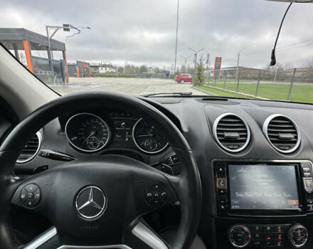 Білий Мерседес М-Клас, об'ємом двигуна 2.99 л та пробігом 185 тис. км за 18500 $, фото 14 на Automoto.ua